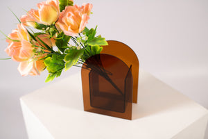 Nordic Arched Vase - Chocolate