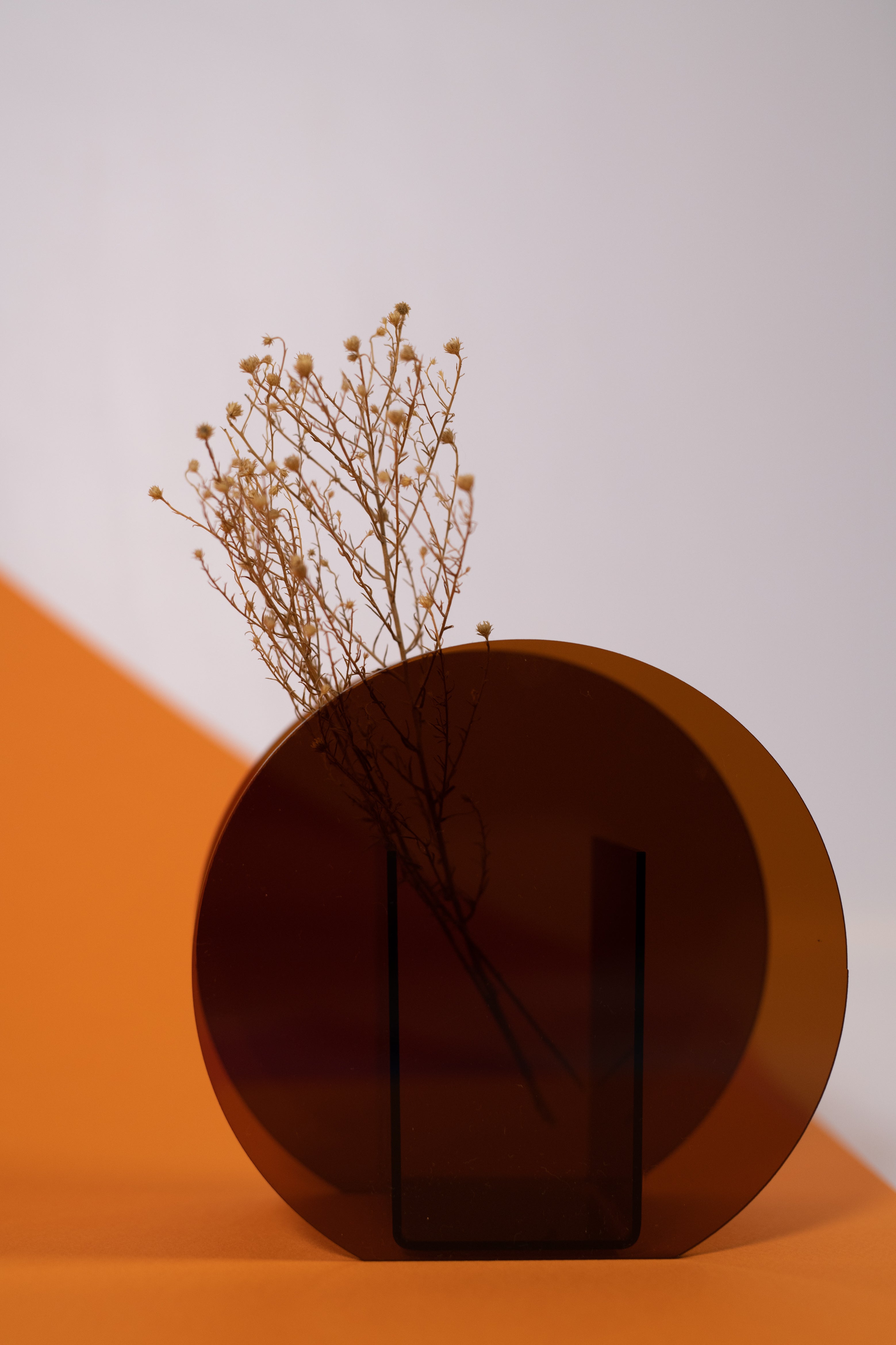 Nordic Circle Vase - Chocolate