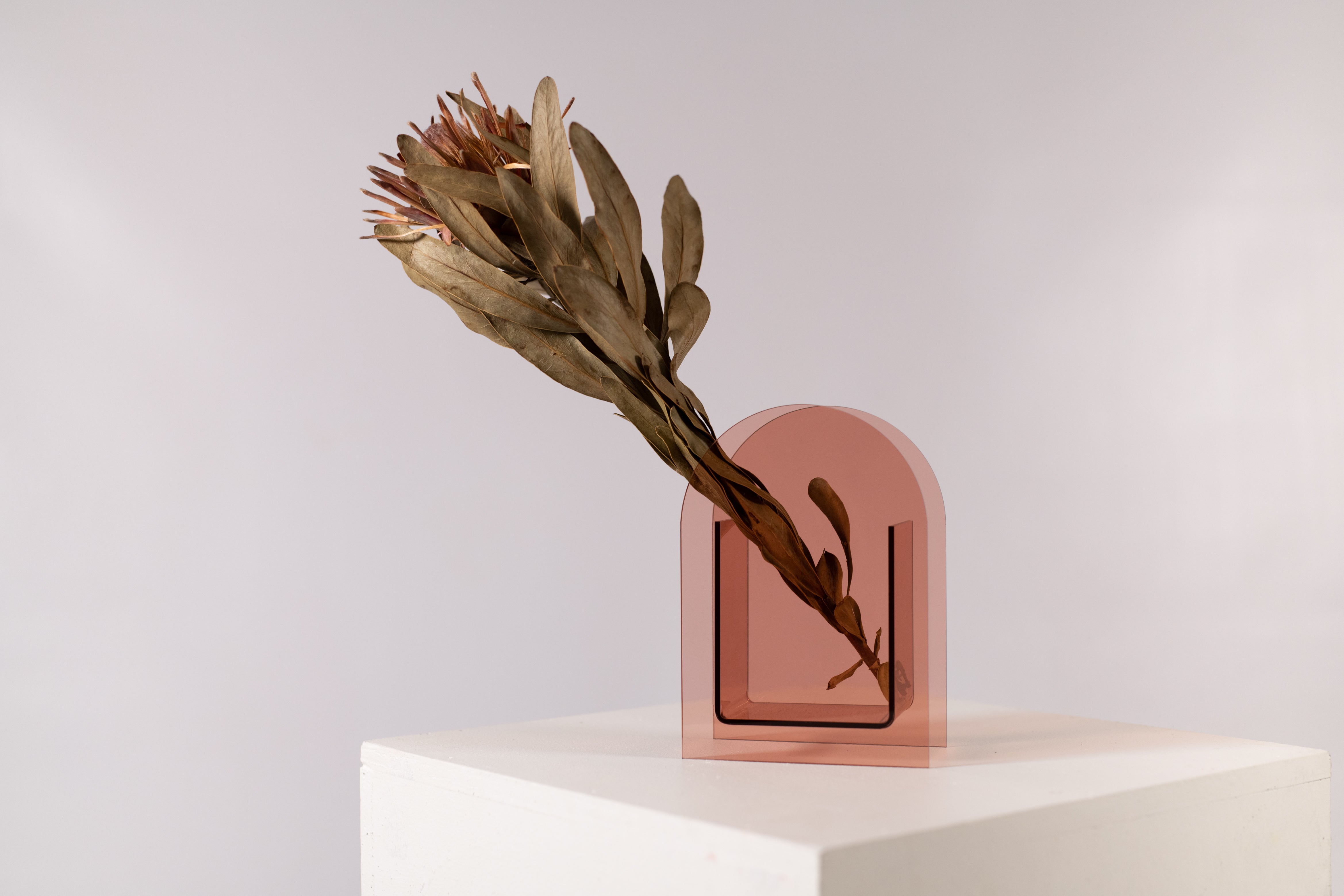 Nordic Arched Vase - Peach