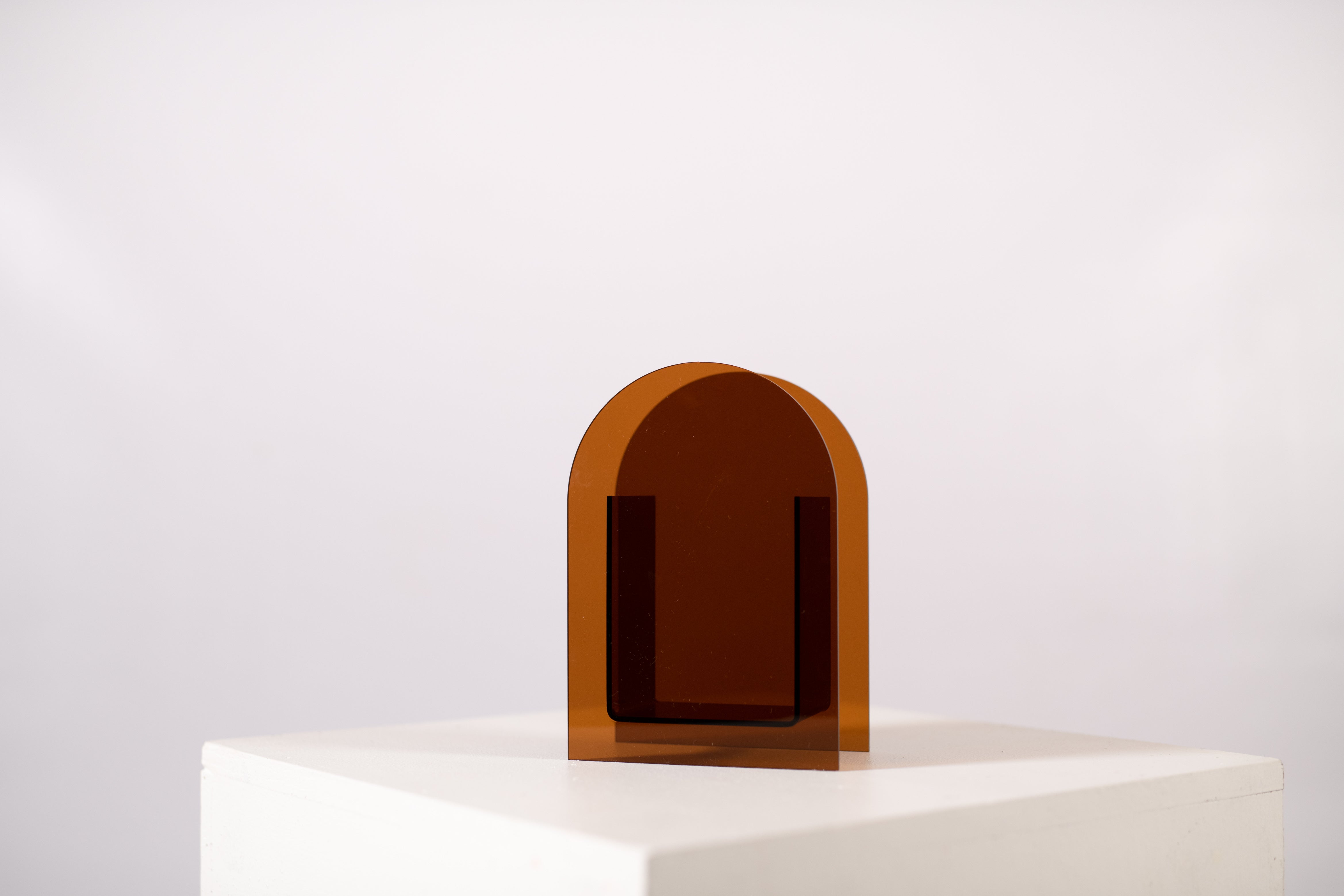 Nordic Arched Vase - Chocolate