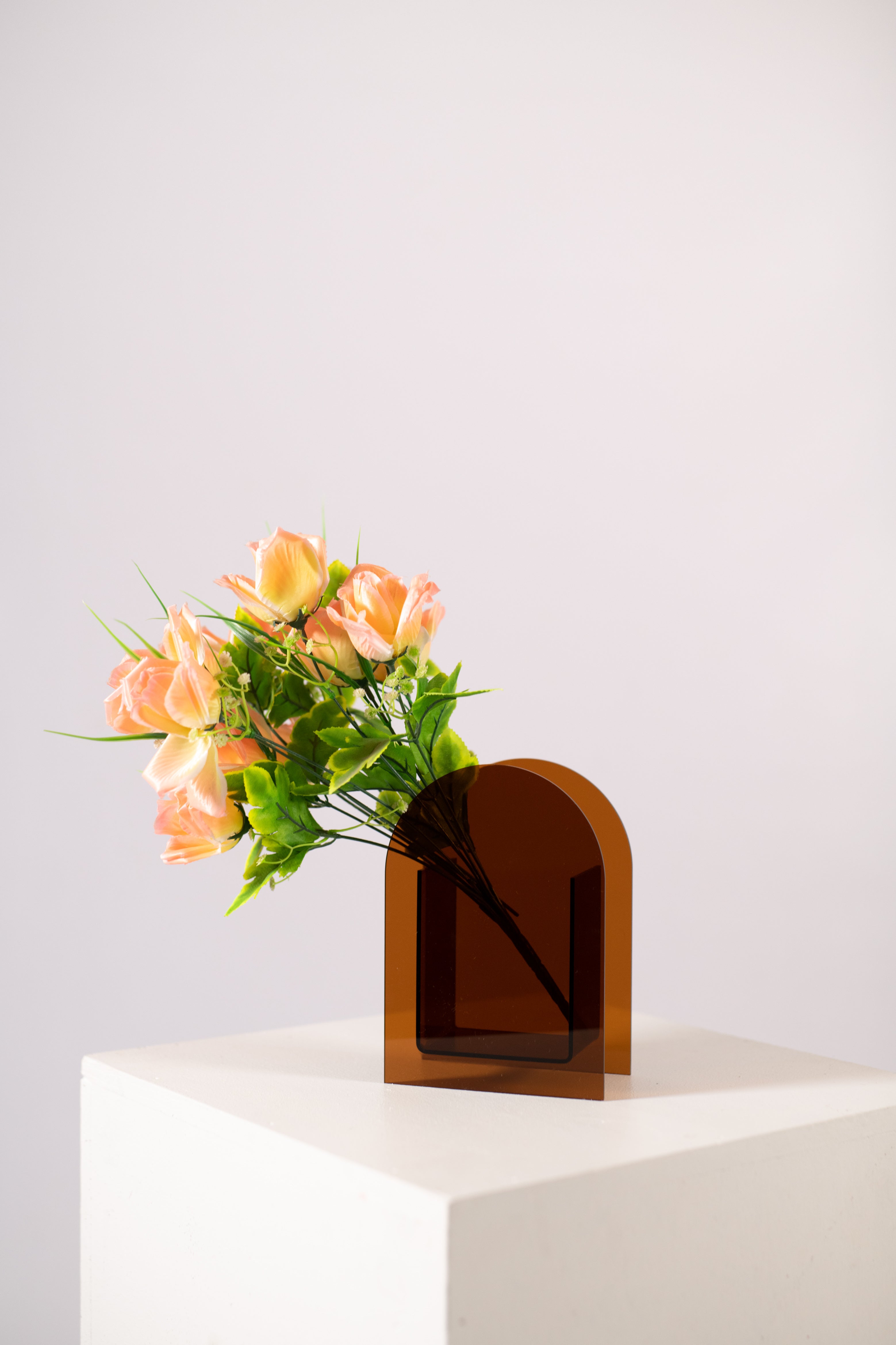 Nordic Arched Vase - Chocolate